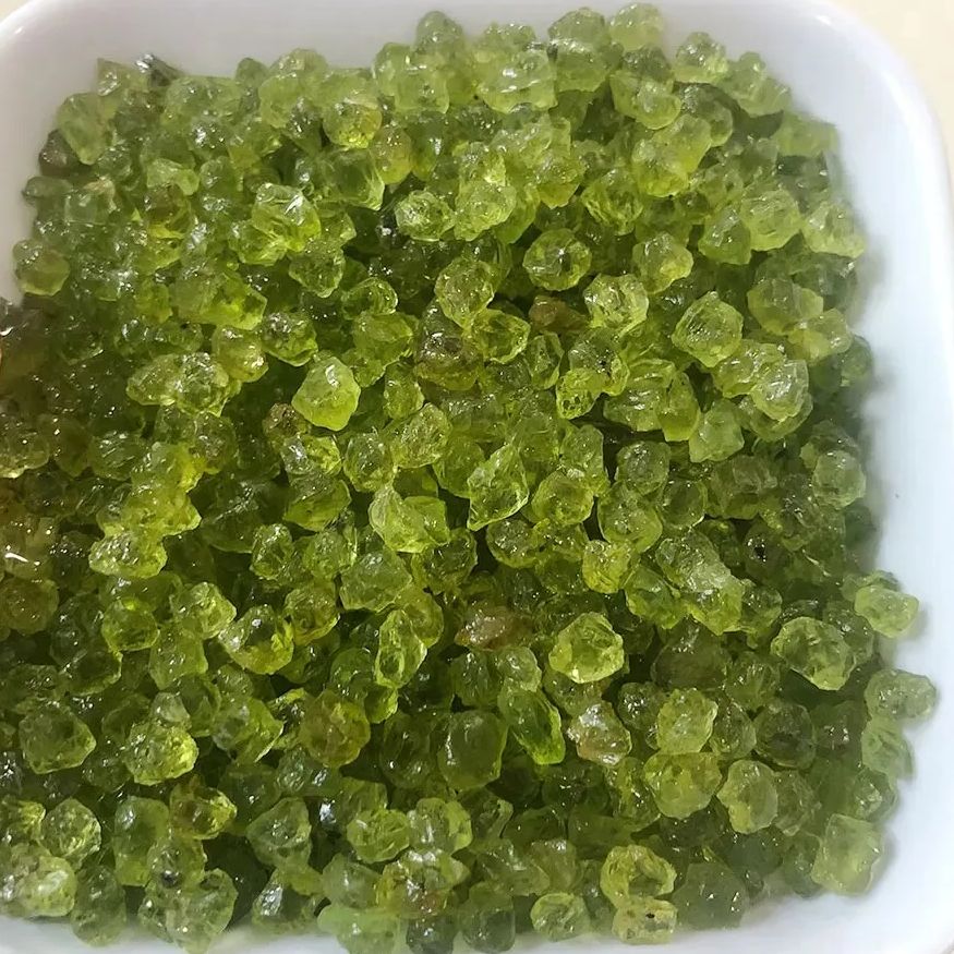 Aquarium Marine Stone - 200g Natural Glitter Olivine Quartz Crystals