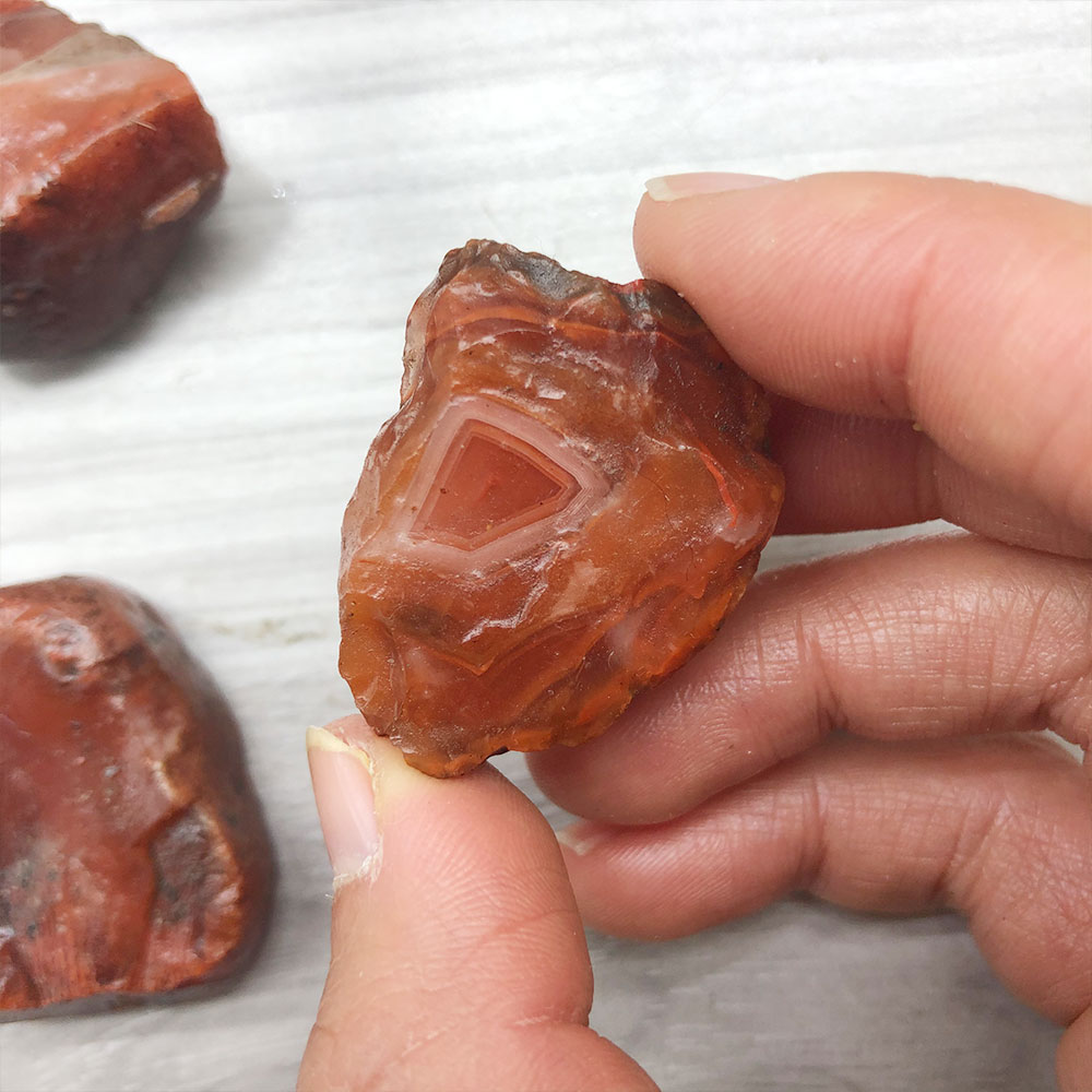1pc Random Rough Raw Carnelian - огляд і ціна Aquarium Marine Stone