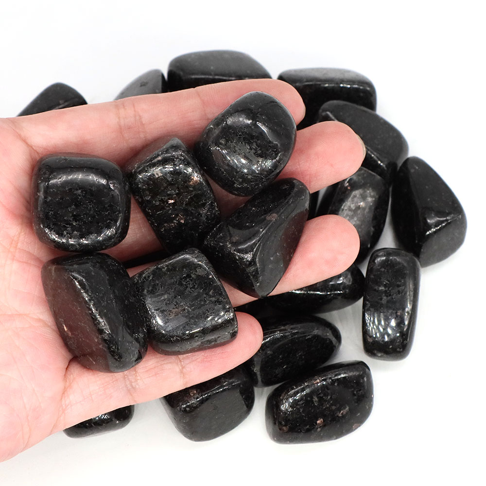 Natural Nuumite Gravel Specime - огляд і ціна Aquarium Marine Stone